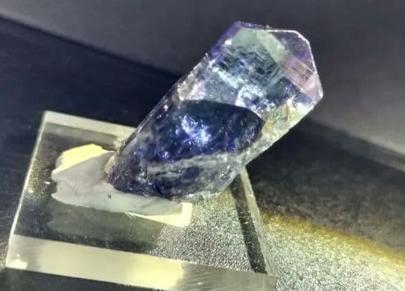 タンザナイト　非加熱　メレラニ鉱山