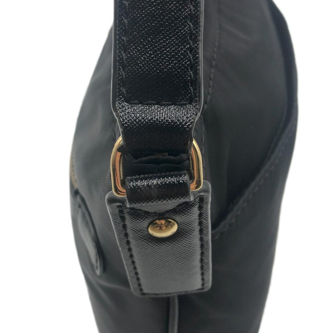 【極美品】MARC JACOBS　ブラック　ナイロン　ショルダーバッグ