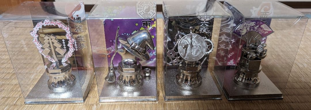 東方プロジェクト　東方宝物殿、メタルフィギュア　霊夢　魔理沙　咲夜　幽々子