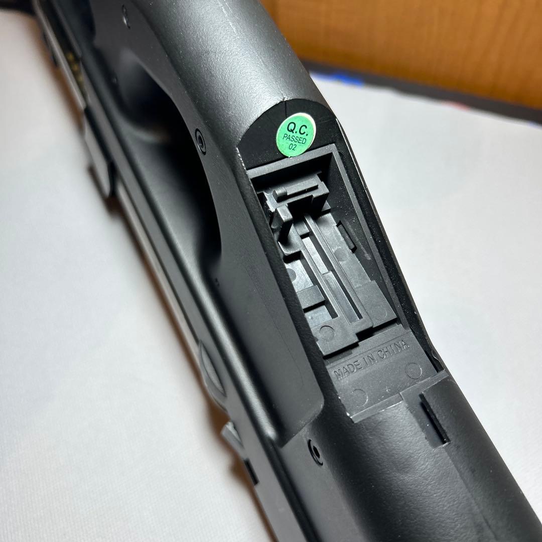 [S&T] P90TR BK 電動ガン スタンド付き。