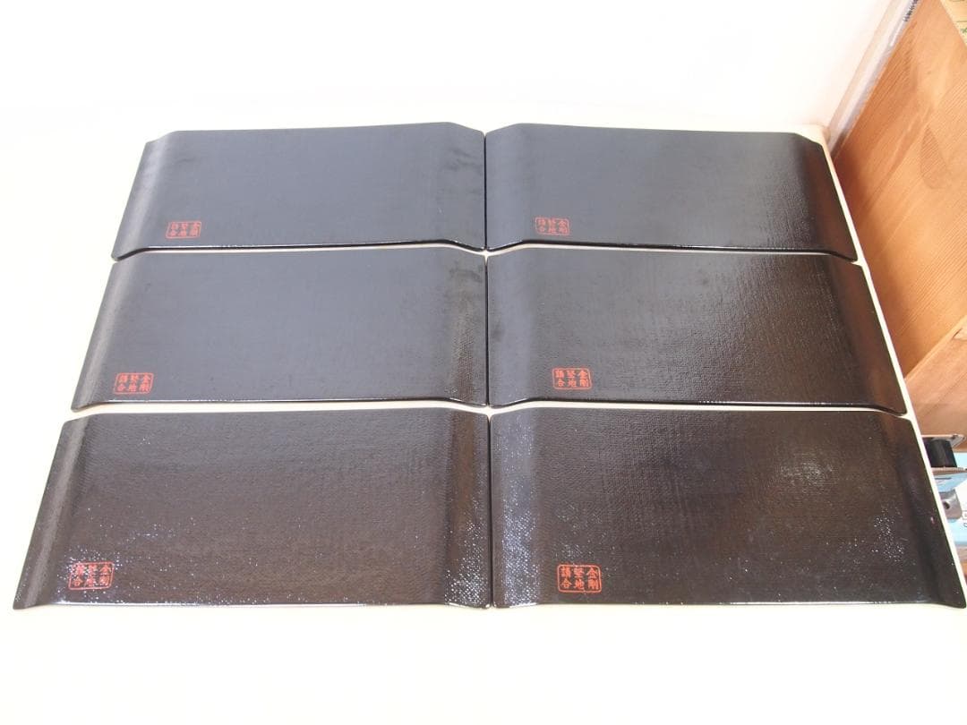 【良品】根来塗 金剛堅地請合 味のある角盆 6客 角皿/卓上膳/酒膳 漆器トレイ
