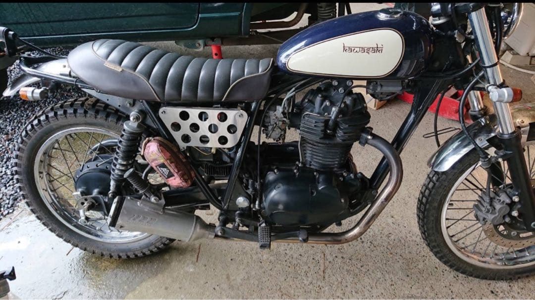 250tr 社外タンク