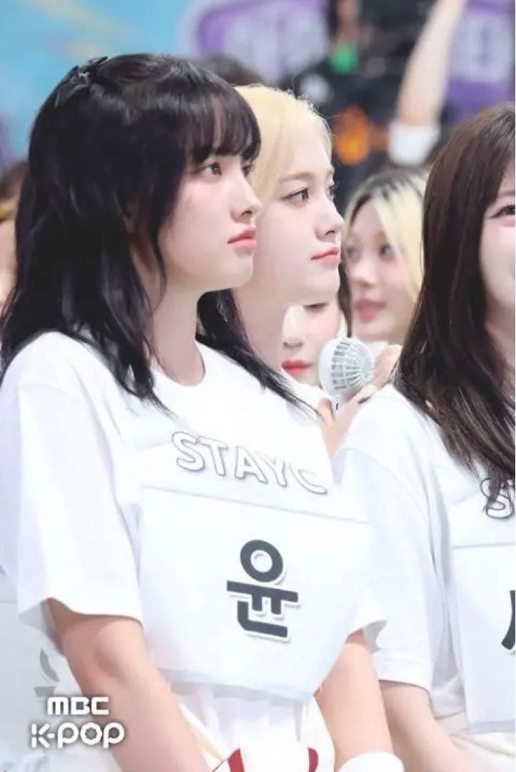 instax　チェキ　ポラロイド　yoon　ユン　stayc　直筆サイン