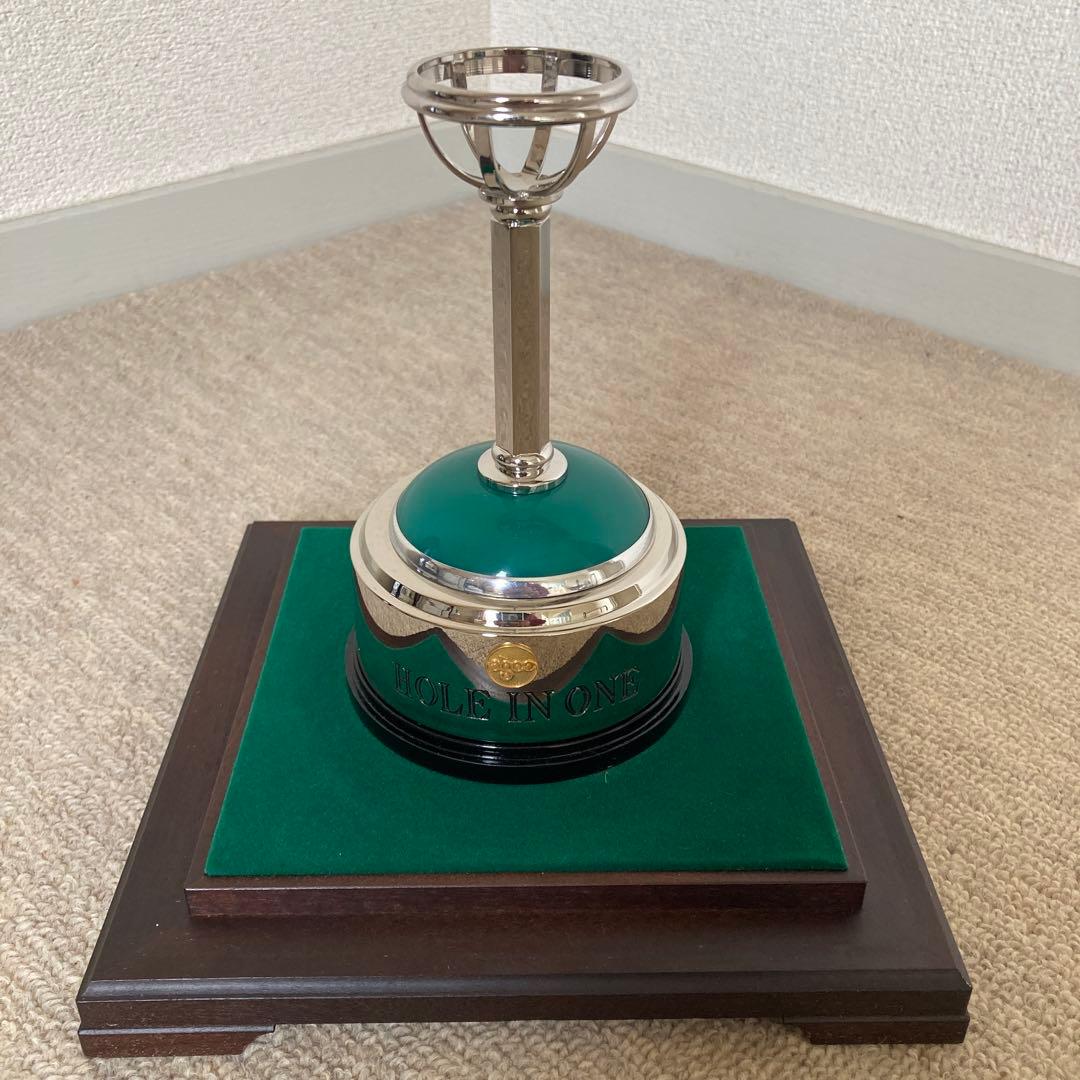 【値下】ゴルフ ホールインワン 記念ボールトロフィースタンド 宮本商行 銀座 １