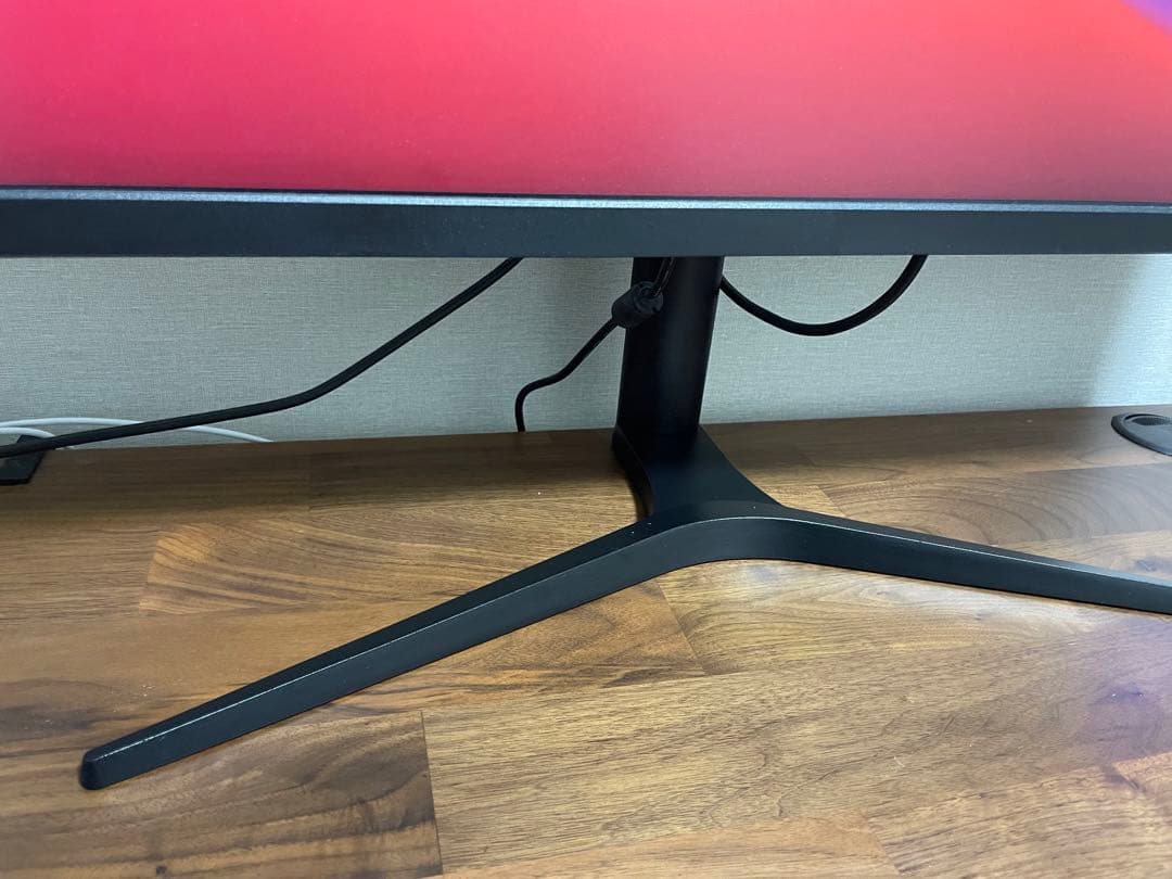 34インチ 3440x1440 180Hz モニター 直面