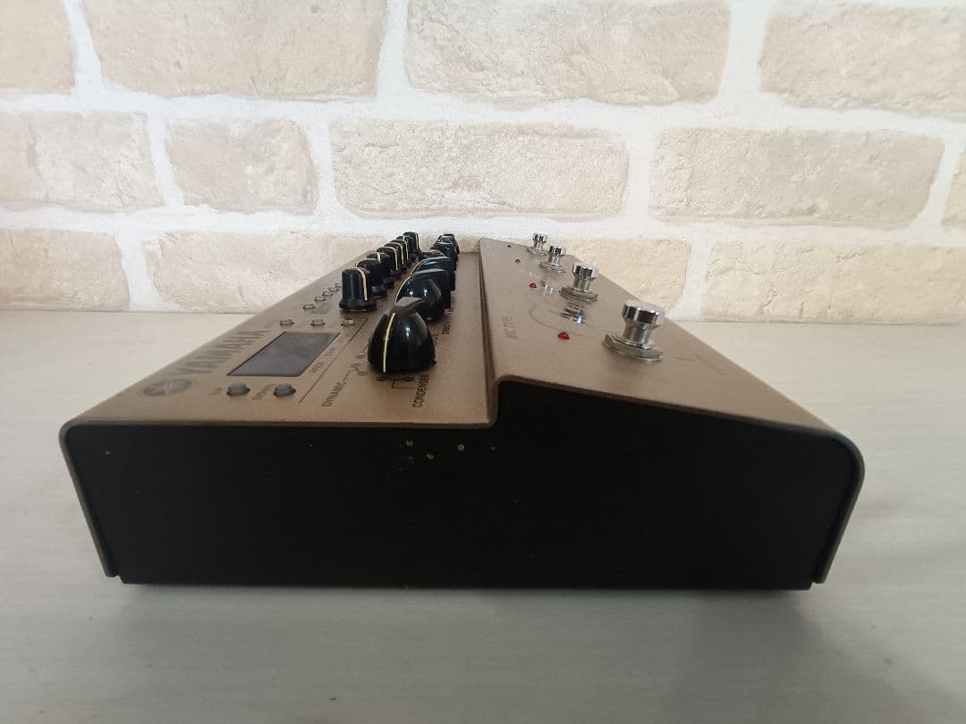 Yamaha AG-Stomp アコースティックギター プリアンプ