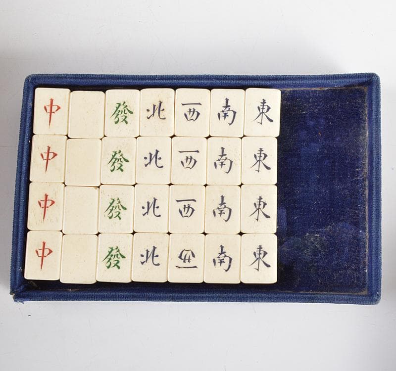 中国　竹嵌　骨牌　背竹牌　麻雀牌　皮製ケース付　D　8705