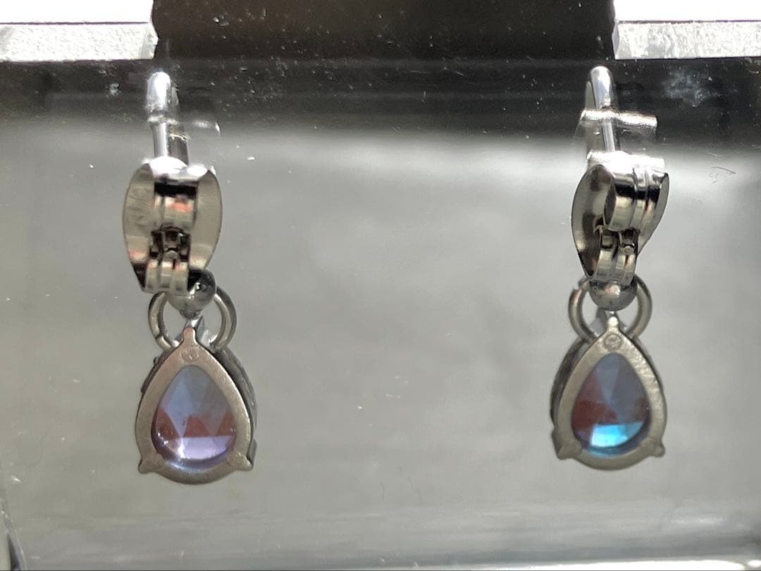 サフィレット　ローズカット　無垢ステンレス　フープ　ピアス　しずく　ペアシェイプ