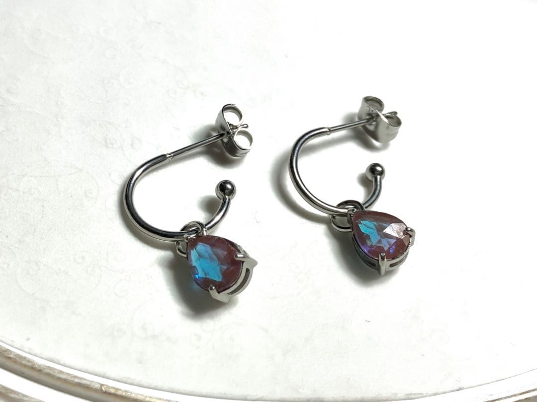 サフィレット　ローズカット　無垢ステンレス　フープ　ピアス　しずく　ペアシェイプ