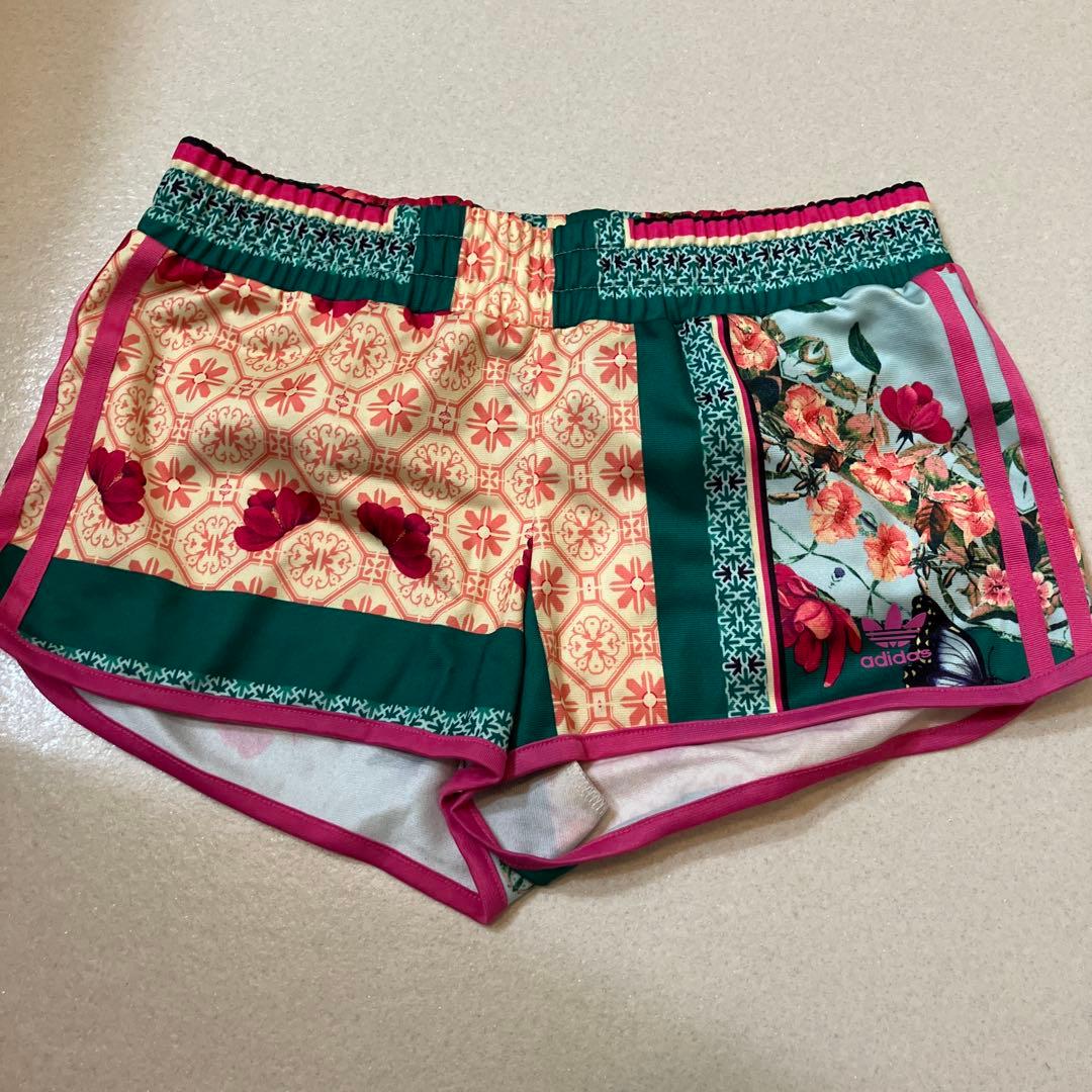 adidas originals ザ　ファームカンパニー　コラボ　セットアップ