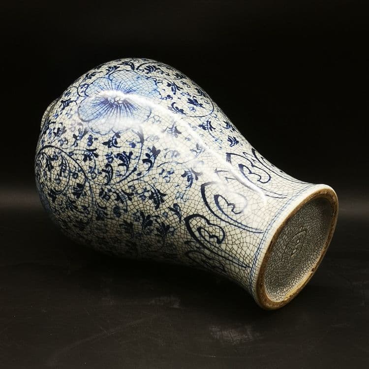 宋官窯青花手描き纏枝蓮梅瓶 陶磁器 装飾品 現代工芸品 美術品 置物