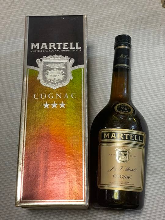 MARTELL スリースター　VS