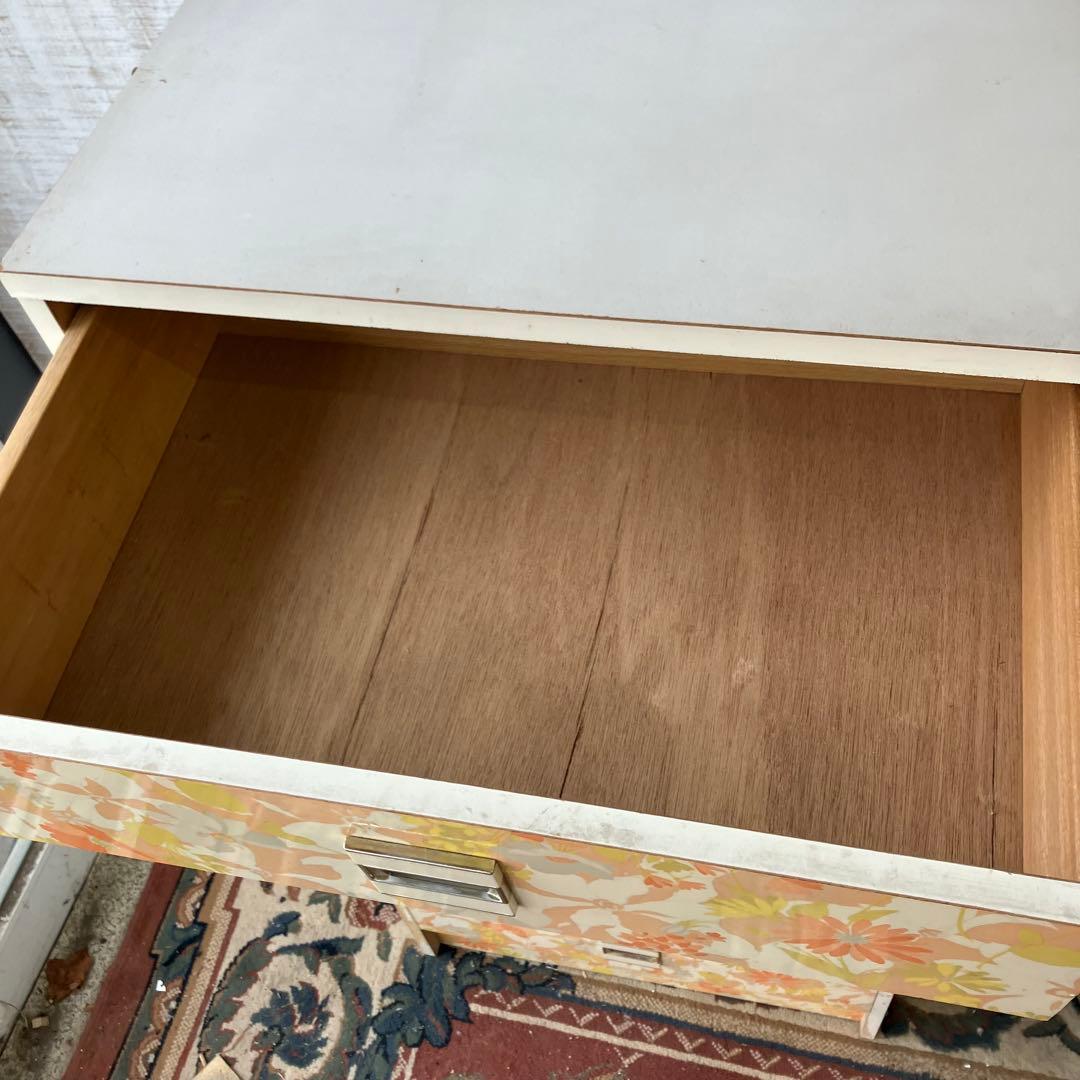 昭和レトロ 花柄 木製チェスト 7段タンス 古家具 ビンテージ ヴィンテージ 橙