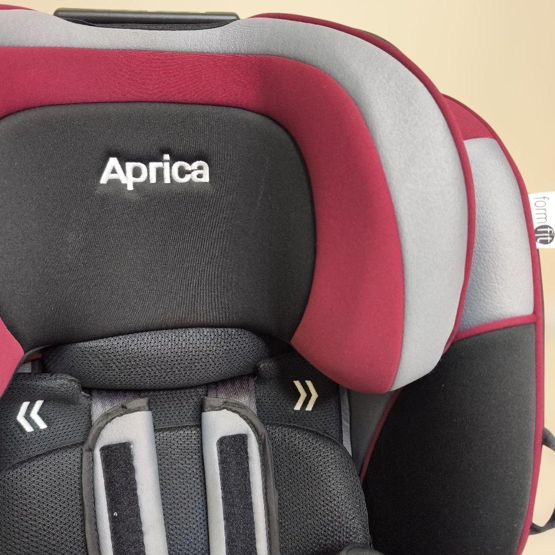 Aprica　フォームフィット AB　チャイルド　ジュニアシート　ISOFIX
