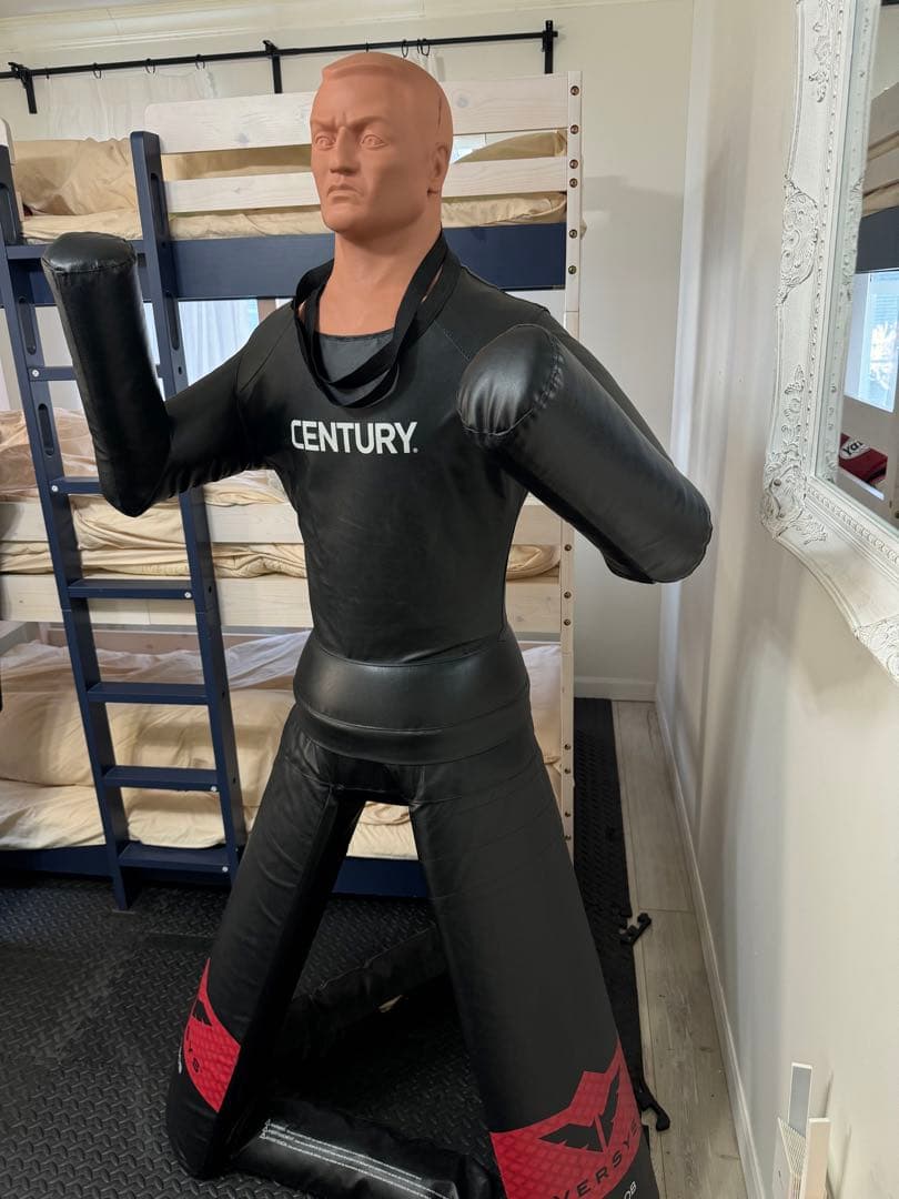 人型サンドバッグ　CENTURY