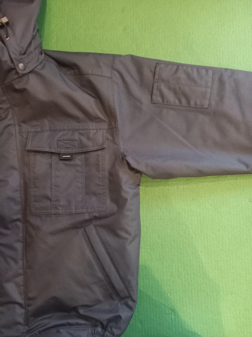 G*M様 ミドリ安全 Ｍ４０９７ 極寒防水防寒ブルゾン LL