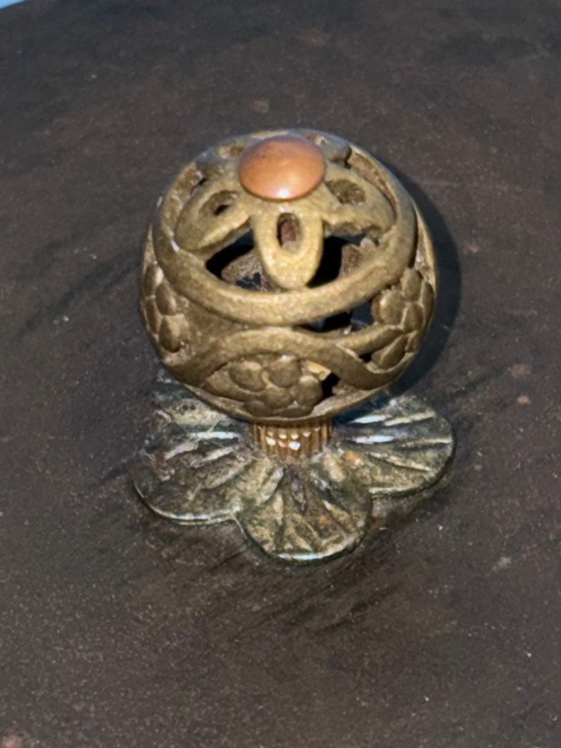 ◆『亀文堂 日本梅泉 花透かし摘銅蓋 象嵌時代鉄瓶』