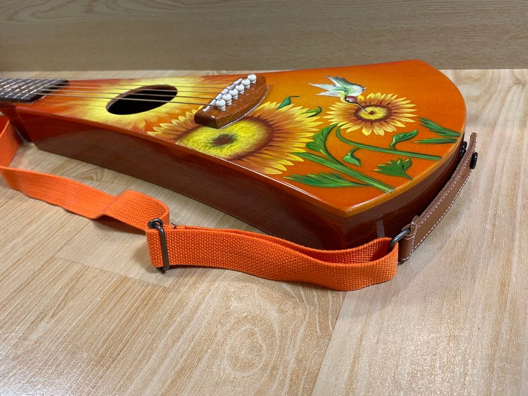 【新品未使用】 希少レア FLuffy ペイントトラベルギター ケース付