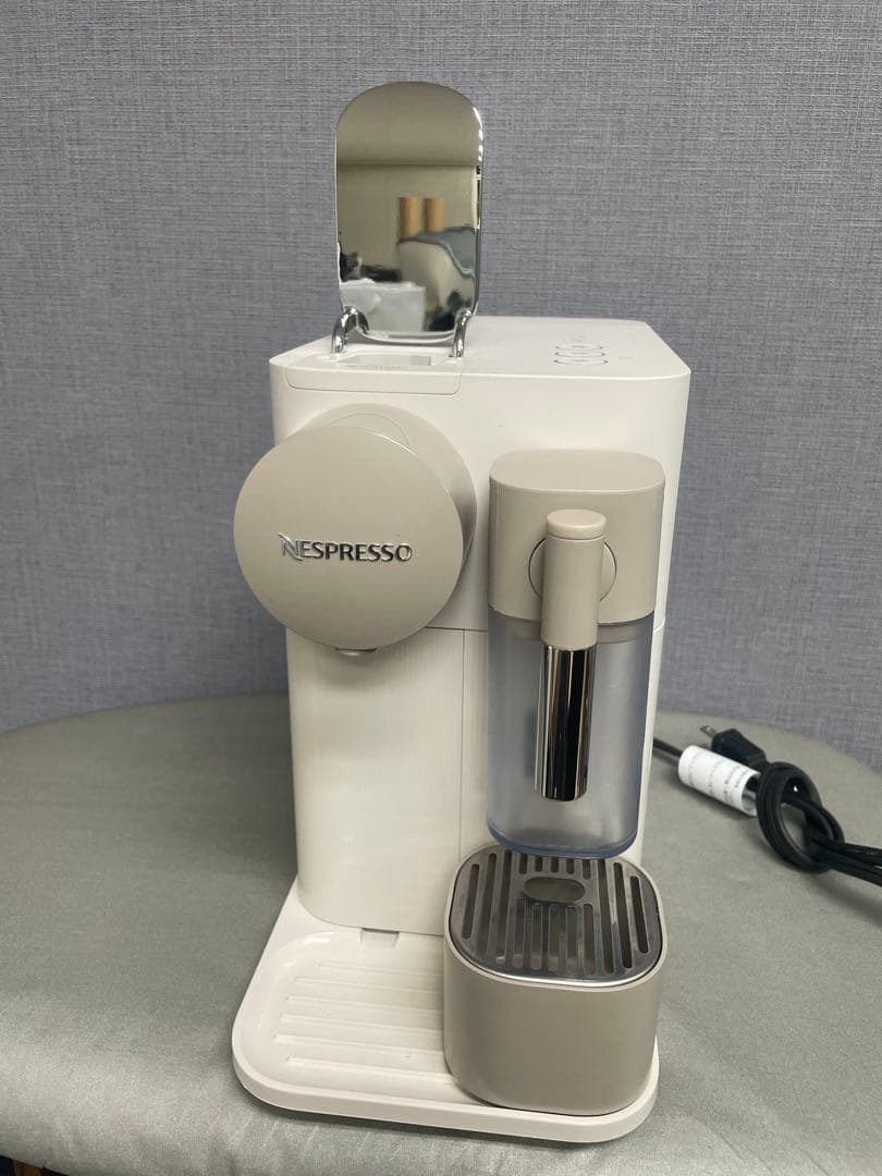 Nespresso カプセル式コーヒーメーカー