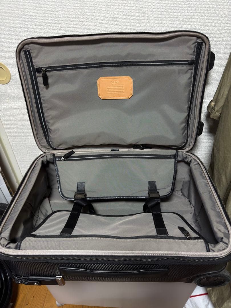 TUMI トゥミ CFX カーボン Carbon キャリーオン 35020CB