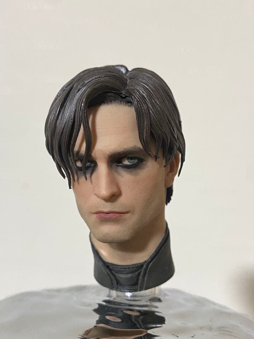 INART バットマン　ブルースウェイン素顔ヘッド　髪の毛造形版