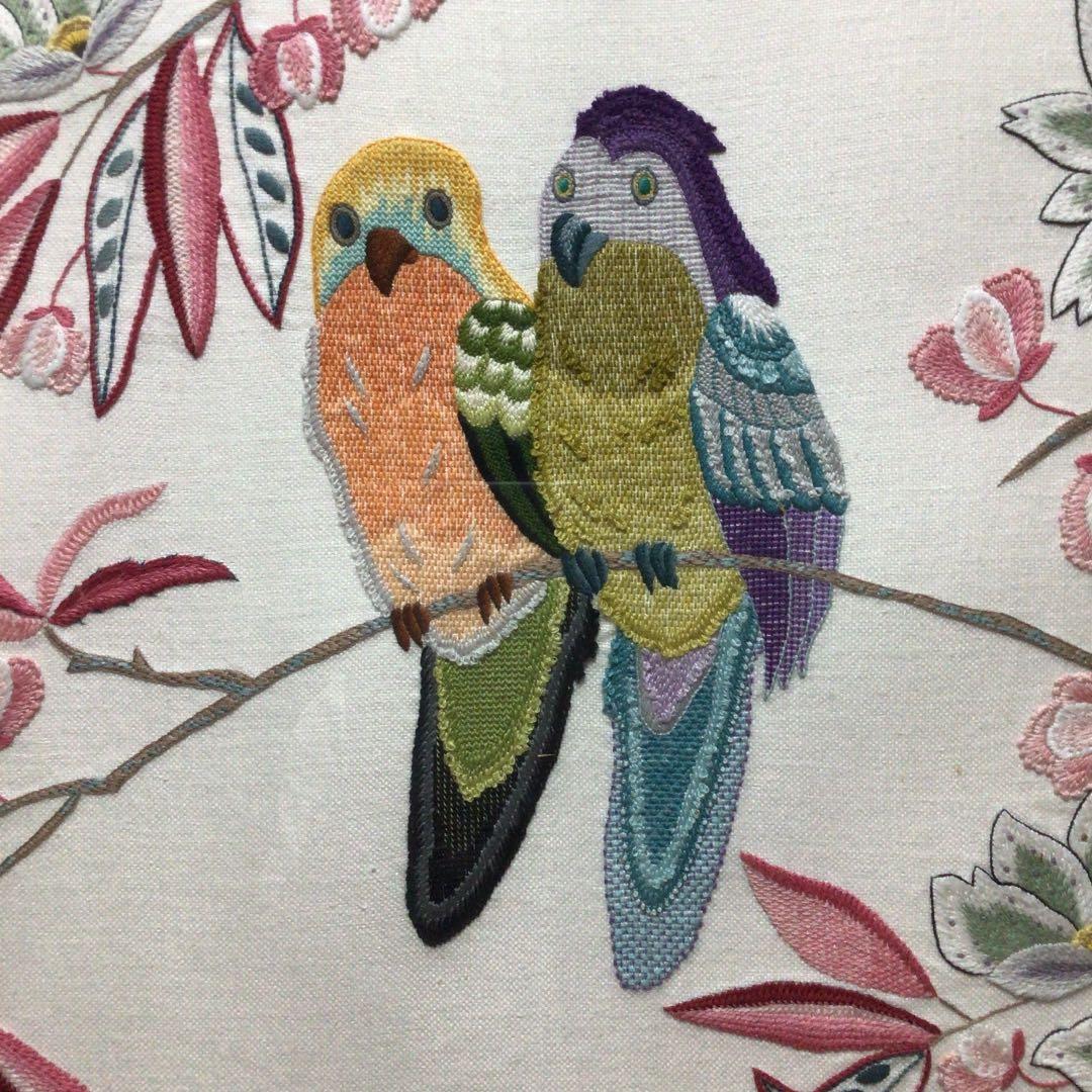 手刺しゅう　額　鳥