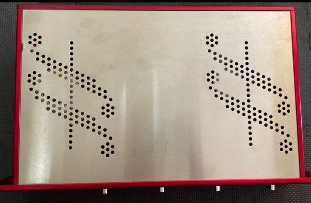 Focusrite Quad Mic-pre レッド