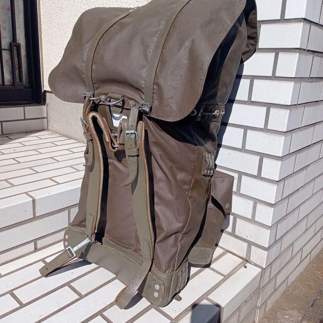 スイス軍　山岳部隊用　大型バックパック　１９７７年製ビンテージ　状態良品！