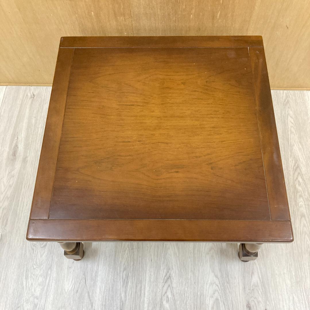 【カリモク】コロニアル　サイドテーブル　リビングテーブル　オールドカリモク　昭和