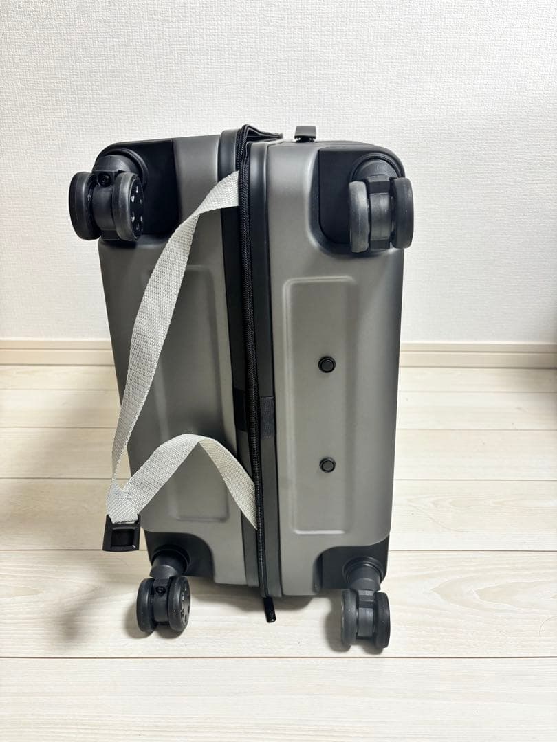 【無印良品】バーを自由に調節できるハードキャリーケース（７５Ｌ） グレー