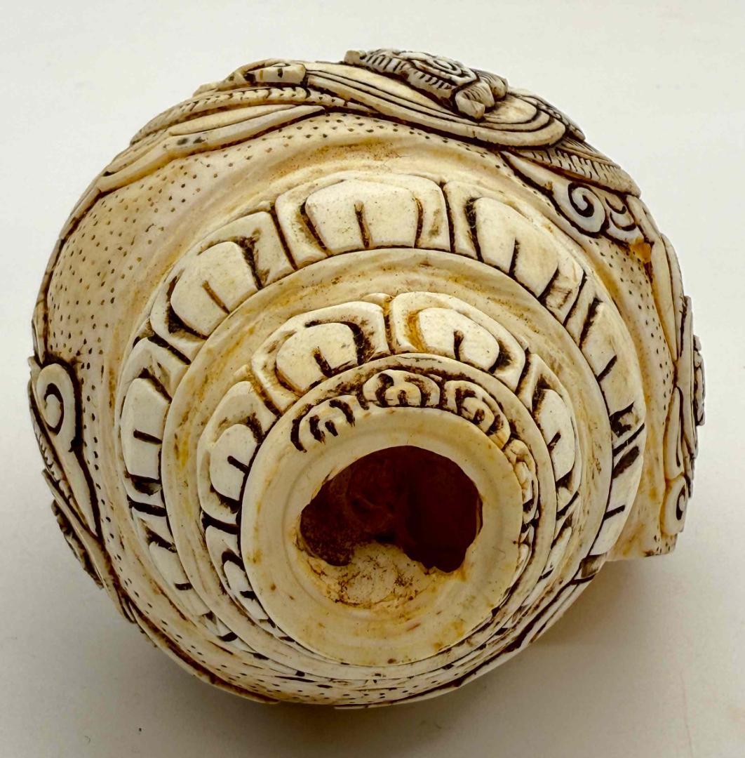 ◆チベット密教法具　法螺貝（シャンカ）クベーラ（毘沙門天）シャクティ