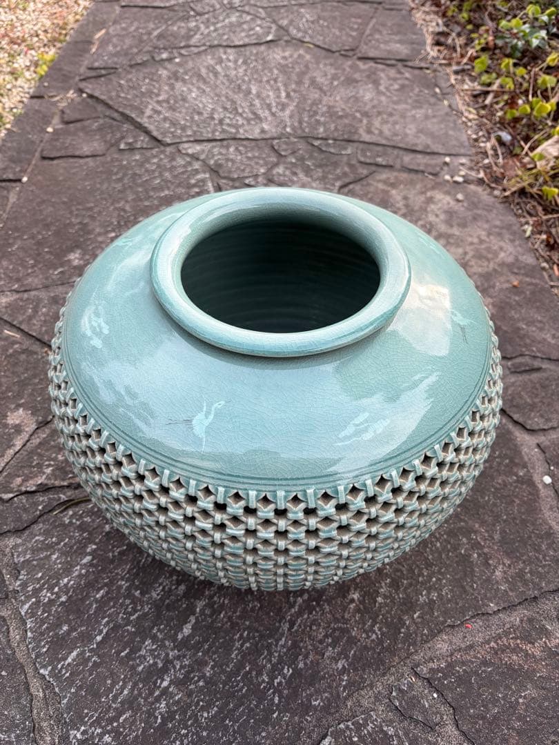 新安窯　峰鶴　李太宇作　高麗青磁　透かし網目　花瓶