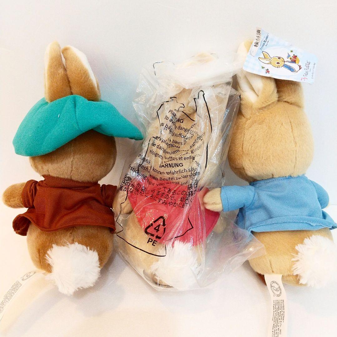 ダイソー　ピーターラビット　ぬいぐるみ　Peter Rabbit ３種類セット