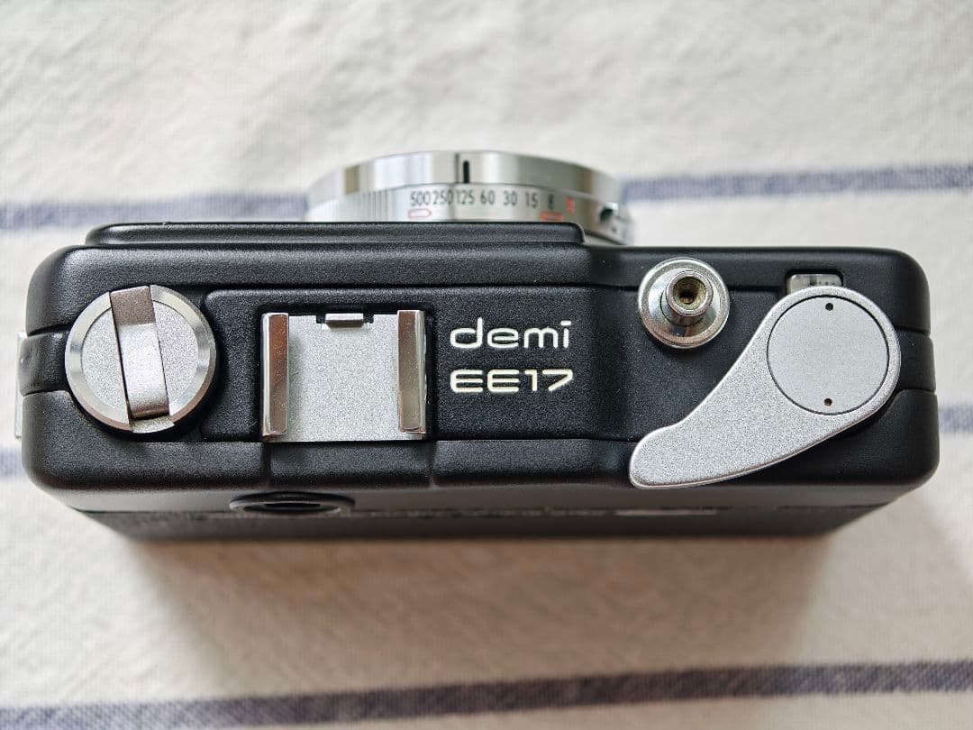 フィルムカメラ Canon demi EE17 30mm f1.7