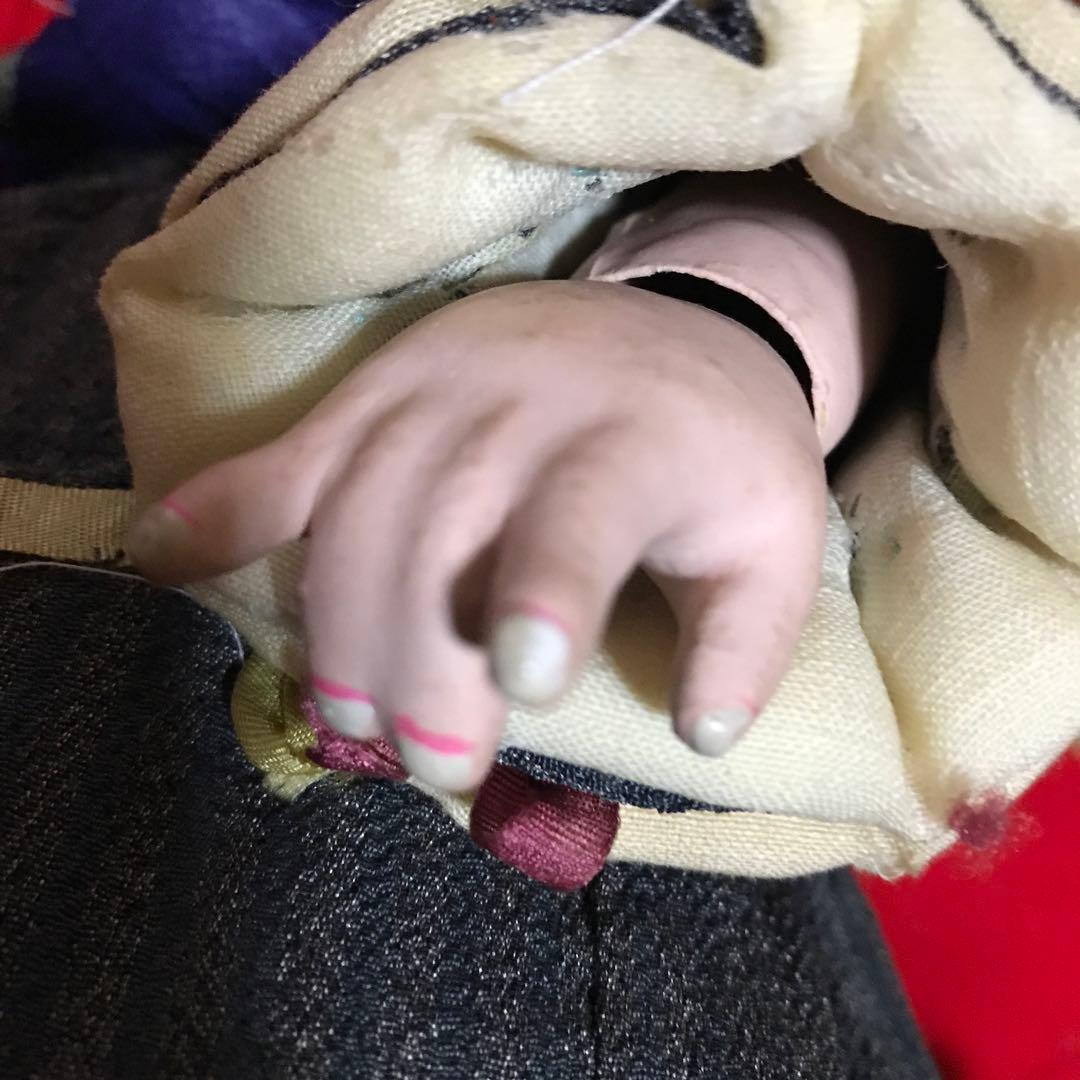 お値下　可愛い明治抱き人形　小さめ　えくぼ　福耳　市松人形