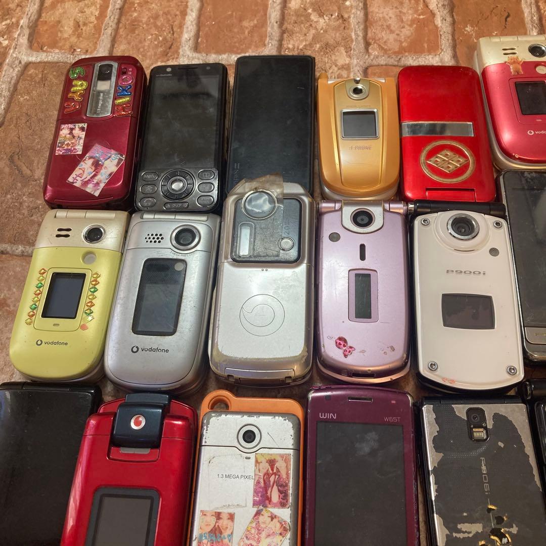 ガラケー 携帯電話 35台まとめ 動作未確認 ジャンク