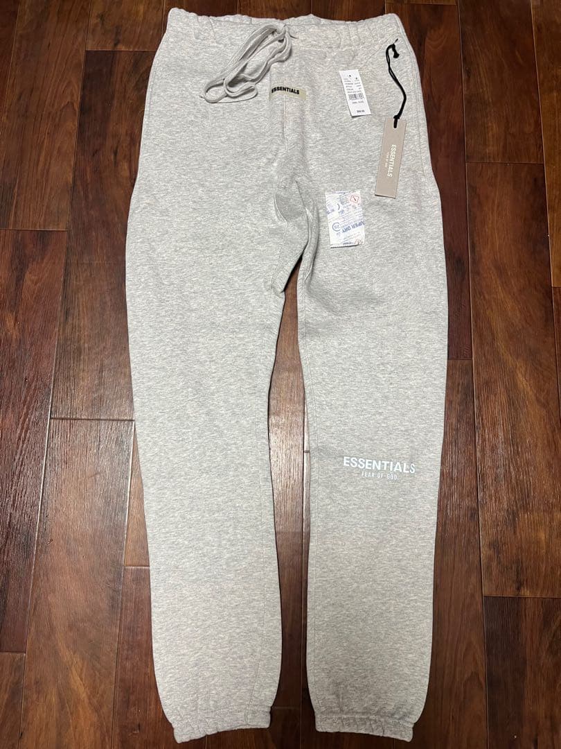 fog essentials スウェットパンツ　グレー　反射フォント　裏起毛