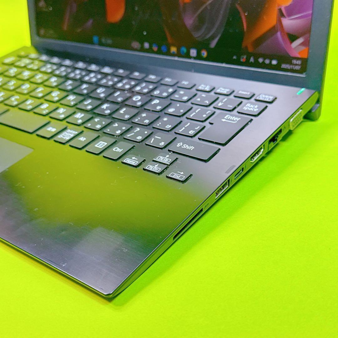 爆速SSD⭐️10世代corei5⭐️windows11ノートパソコン 薄型軽量