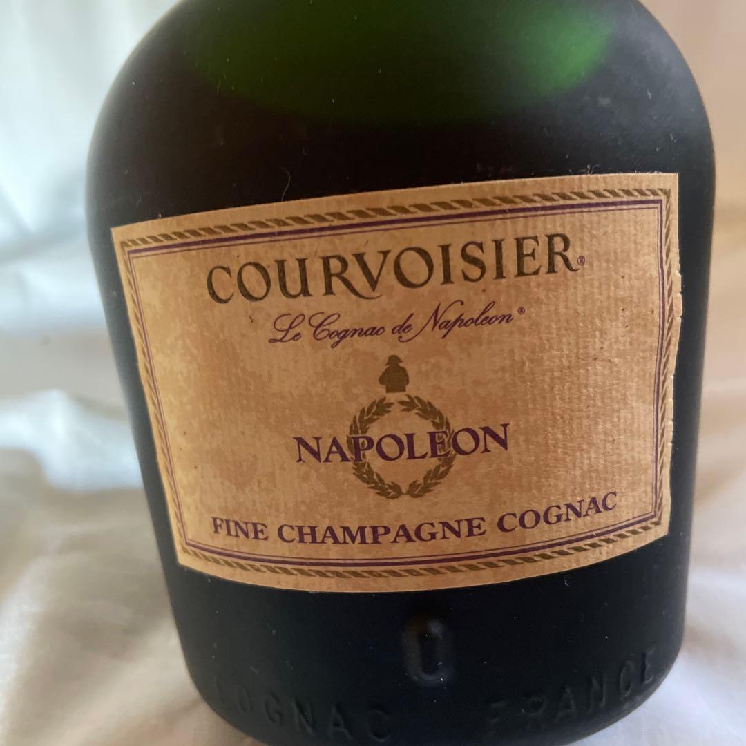 COURVOISIER NAPOLEON コニャック 700ml