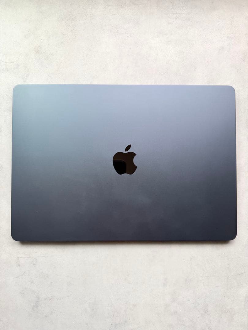 MacBookAir M2 15インチ 8GB ミッドナイト