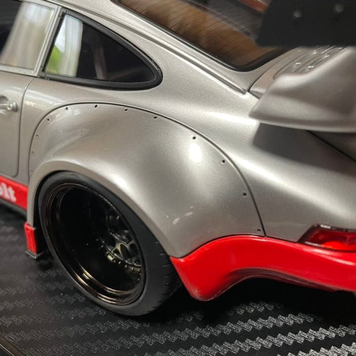 新品イグニッションモデル1/18ポルシェRWB930 RAUH-Welt