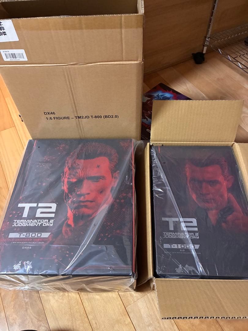 ホットトイズ『ターミネーター2』T-1000 T-800 バトルダメージ2.0