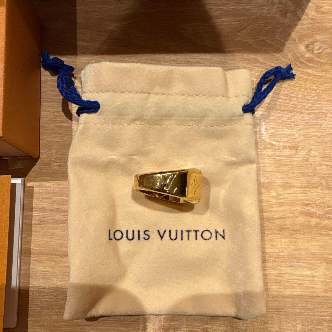 LOUIS VUITTON LVリング