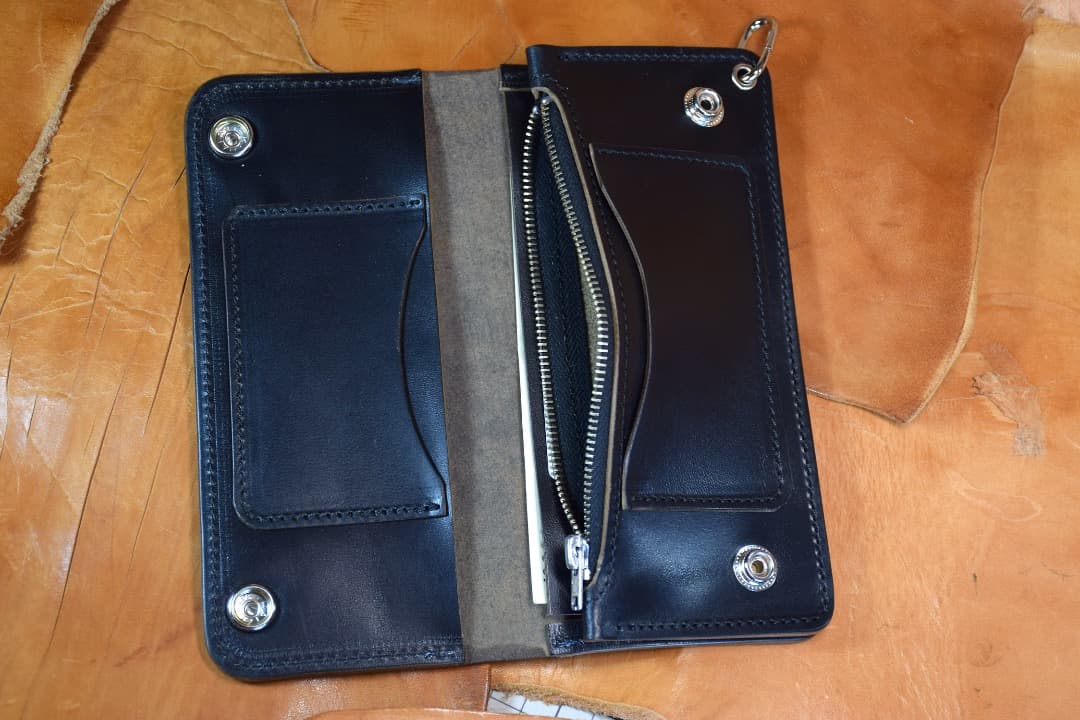 トラッカーウォレット MARYAM社　馬革 　ホースパット　茶芯　黒