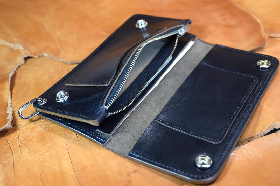 トラッカーウォレット MARYAM社　馬革 　ホースパット　茶芯　黒