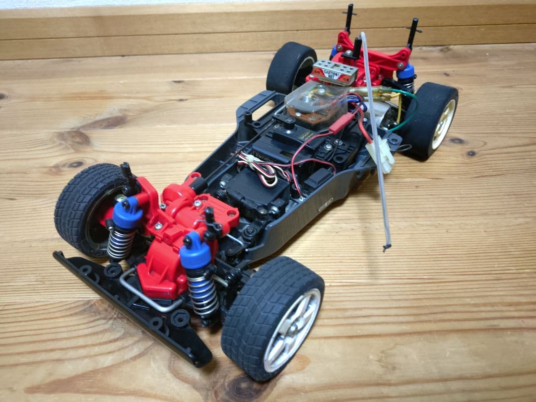 タミヤ　カルソニック　R32 スカイライン　ボディ　TA01　シャーシ　セット