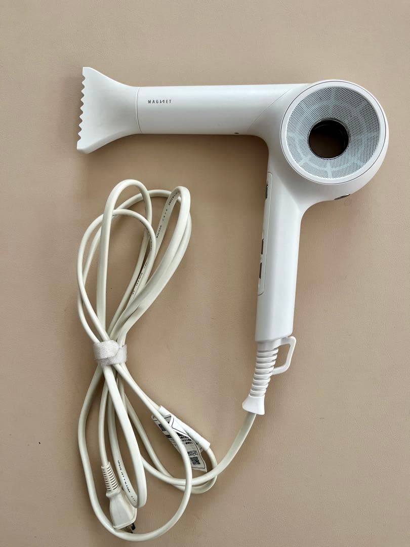 ※よっしー※ MAGNET ヘアプロドライヤーゼロプラス　ホワイト
