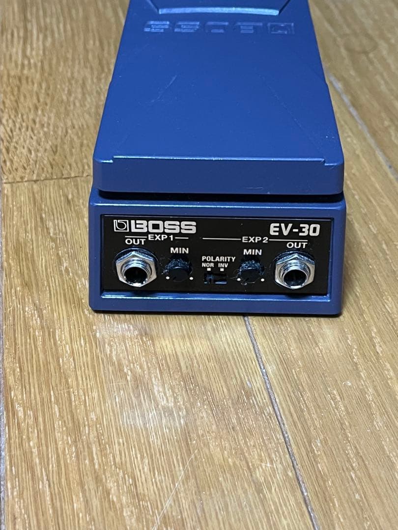 Boss ev-30 エクスプレッションペダル