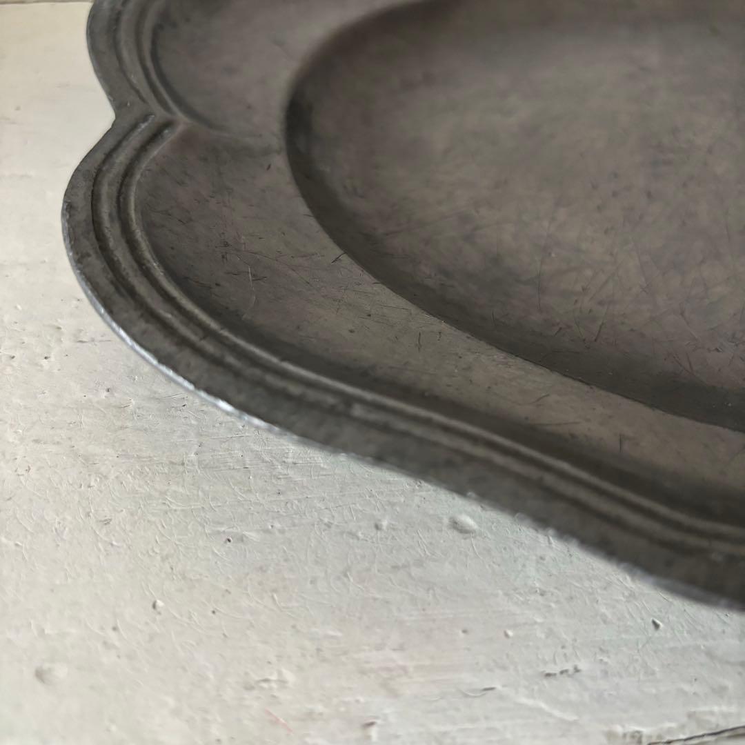 アンティーク ピューターオーバルプレート フランス 花リム