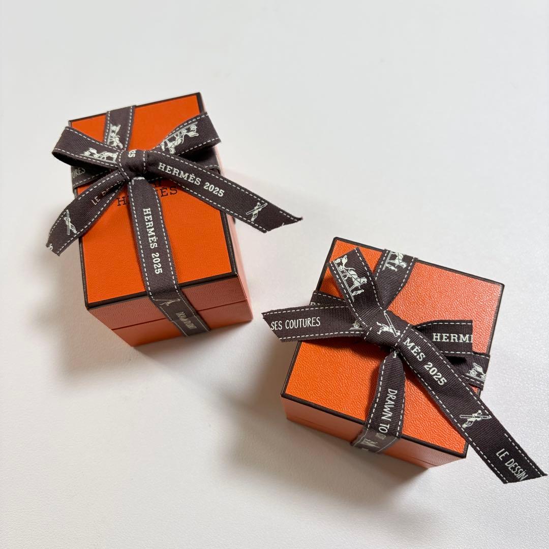 美品　エルメス　リングケース　2点セット　最新仕様　現行品　指輪入れ　リボン付き